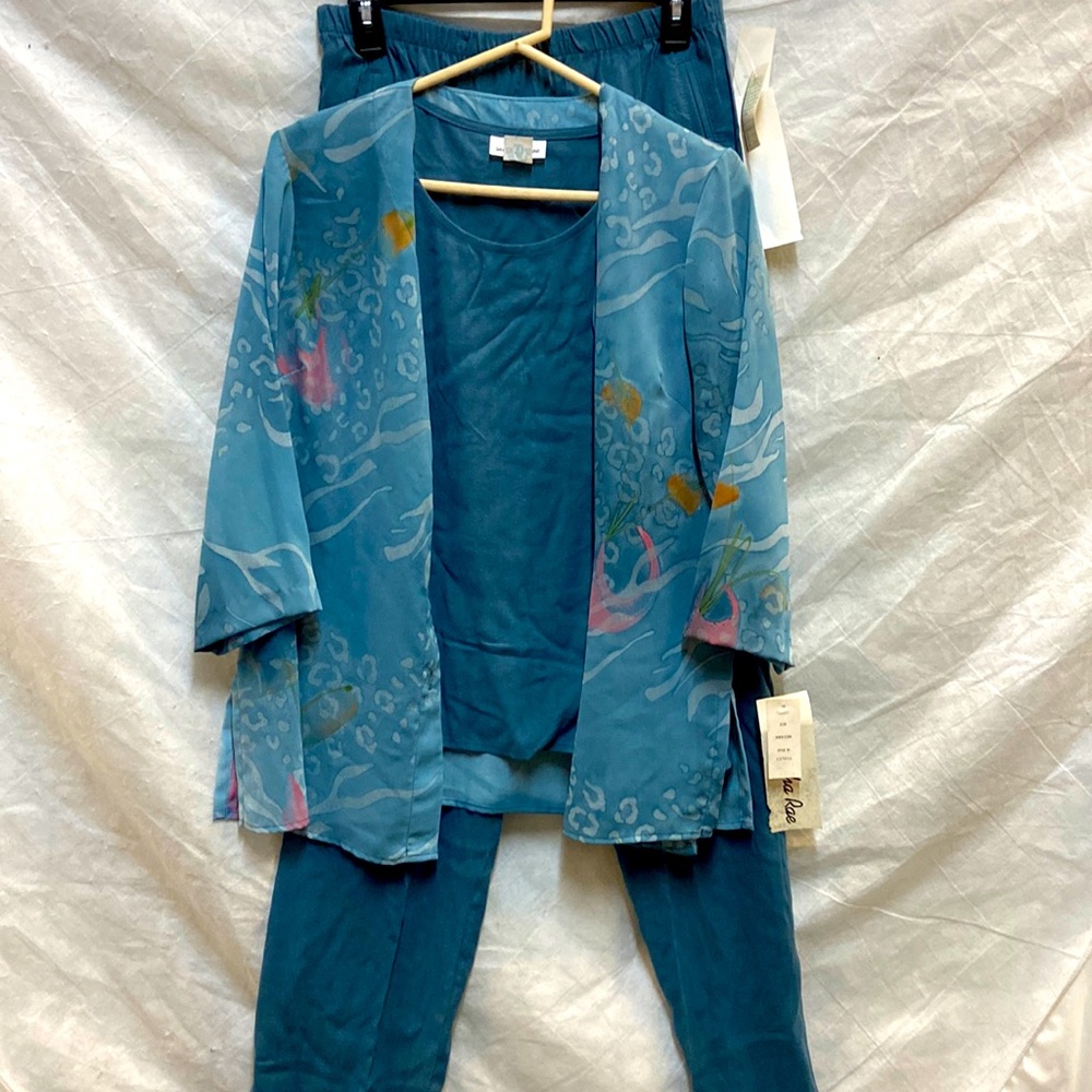 Samantha Ray 3 piece suit